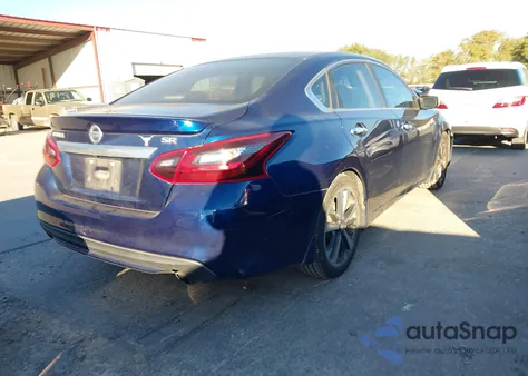 2017 Nissan Altima 2.5 Sr из США, поврежденный, VIN 1N4AL3AP3HC278805